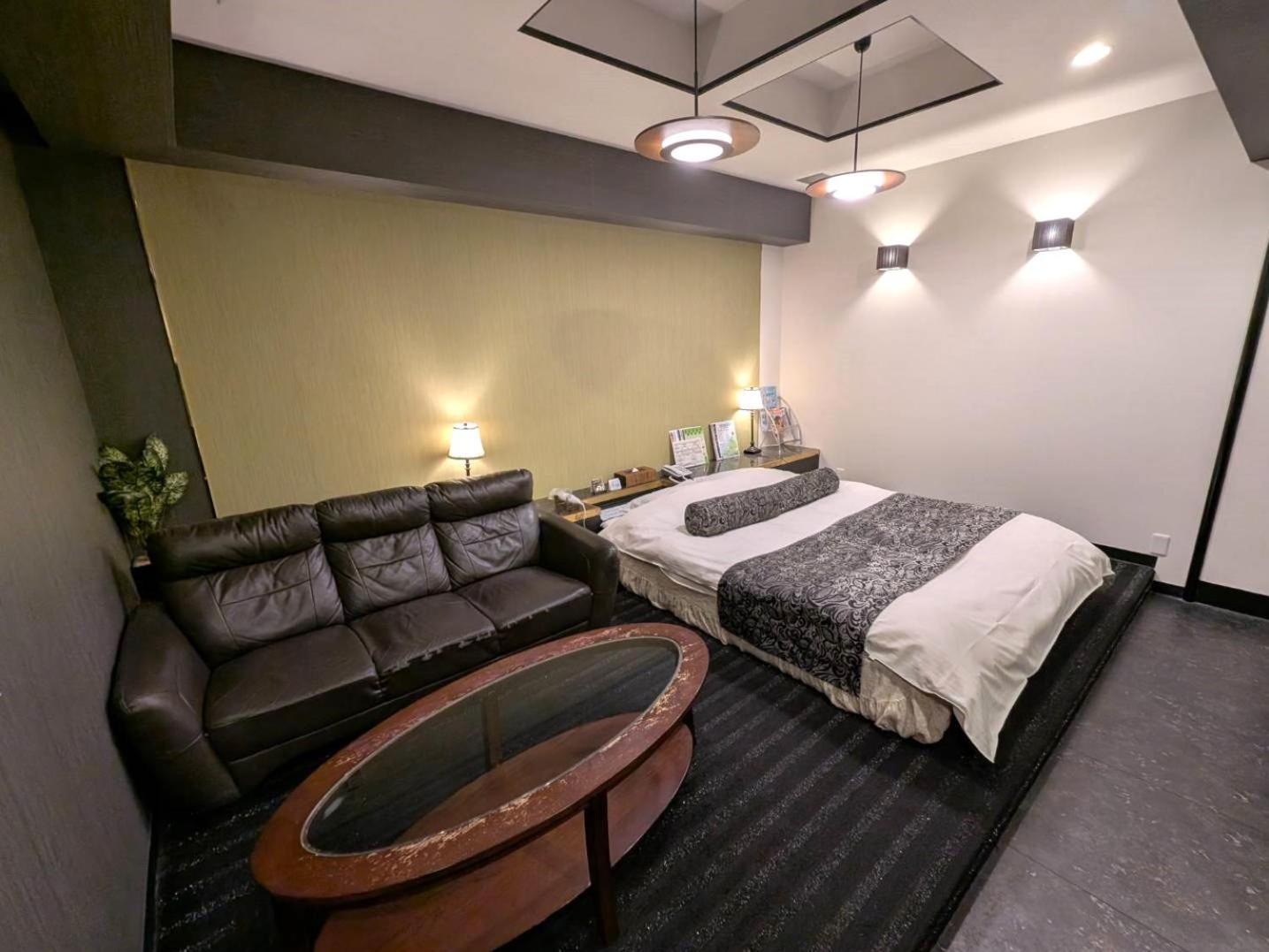 Hotel First (Adults Only) Ikeda  Екстер'єр фото