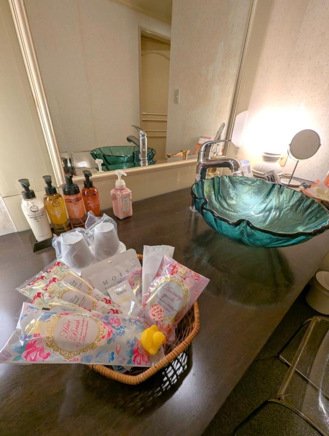 Hotel First (Adults Only) Ikeda  Екстер'єр фото